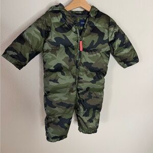 Baby Gap Down Filled Camo Snowsuit 6-12M